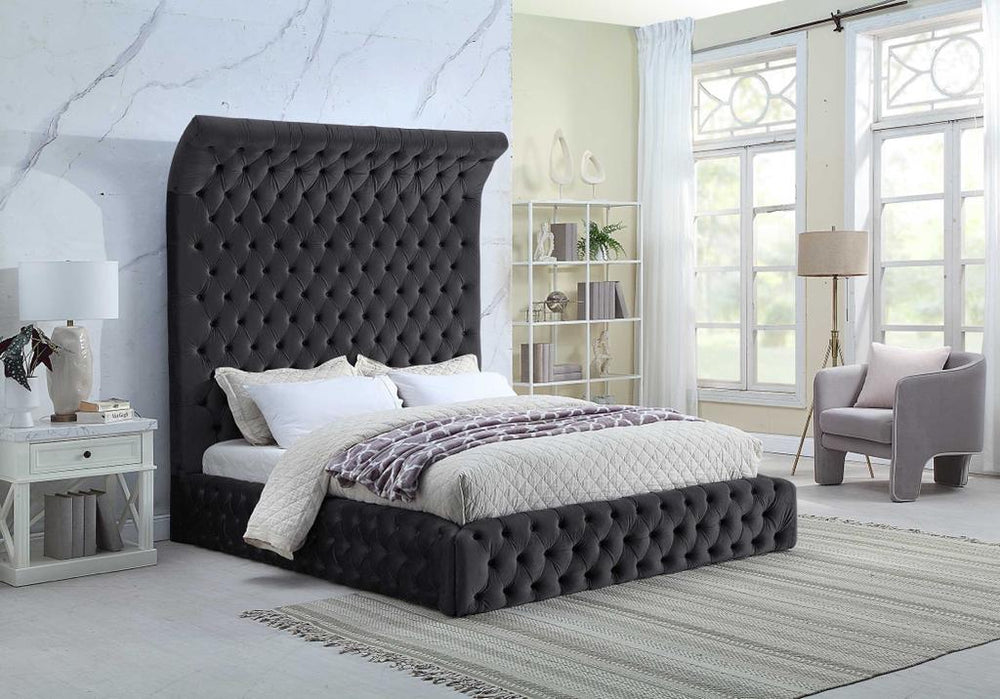 Yafa Velvet Bed
