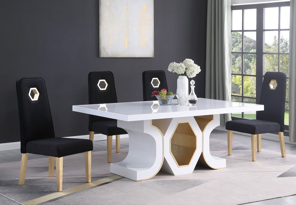Laela Dining Table
