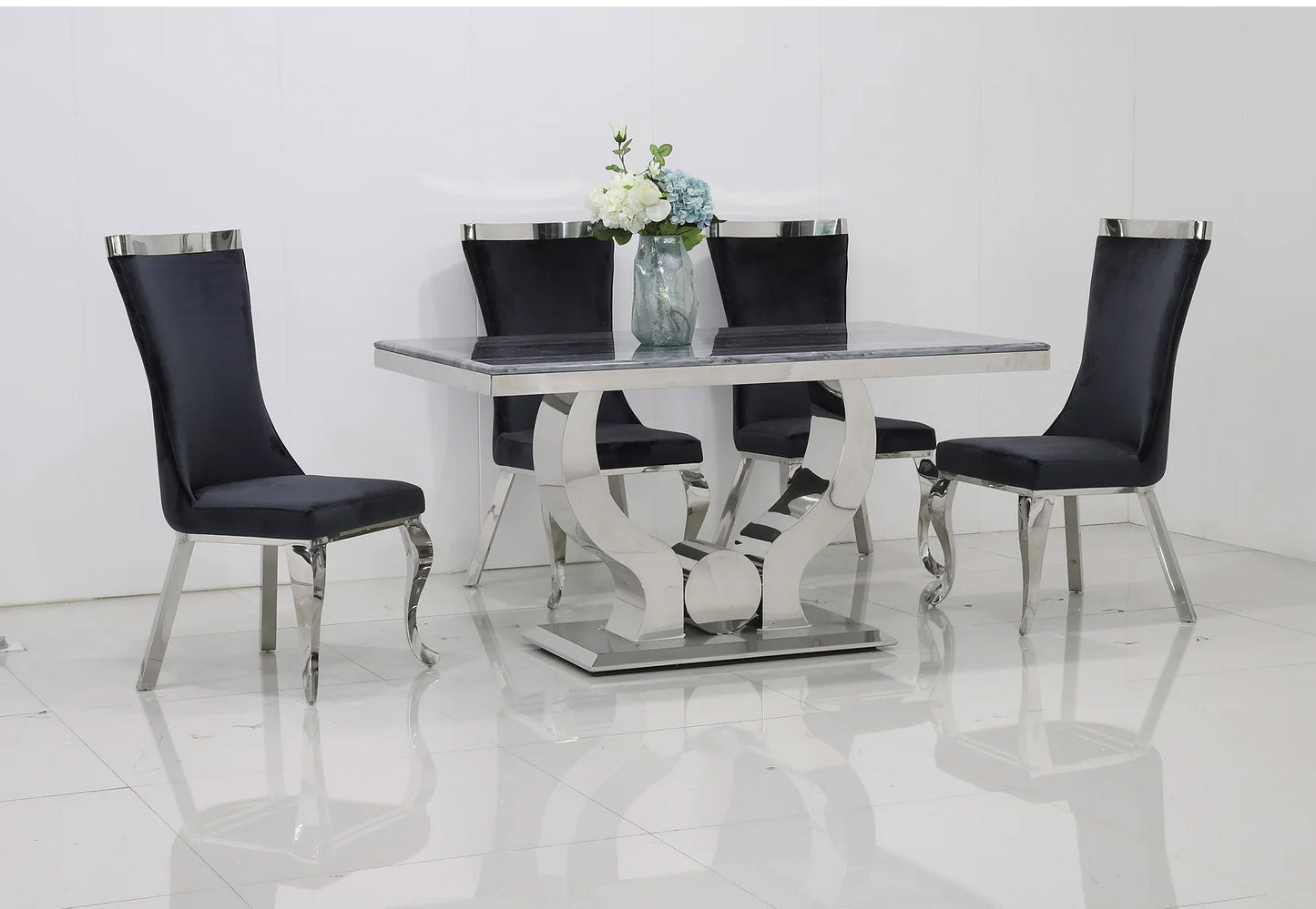 Kini Dining Table