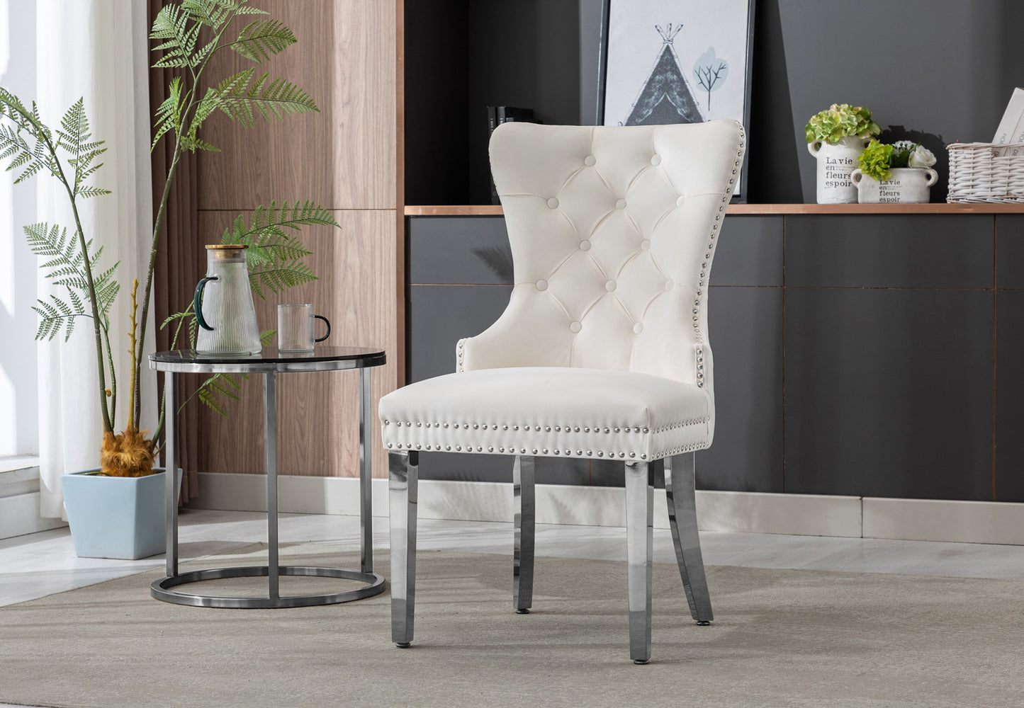 Lion Velvet Dining Chair